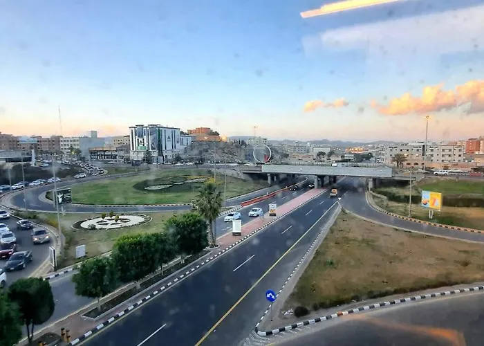 جولدن نيو جوان - Golden New Gewan Hotel